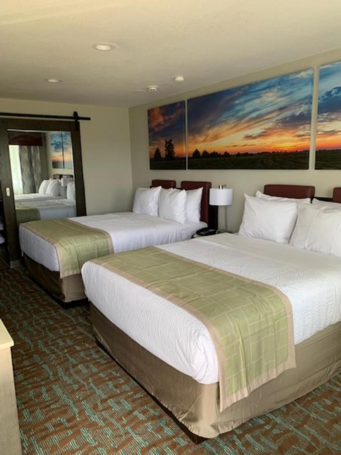 Days Inn By Wyndham Bellville Mansfield Buitenkant foto